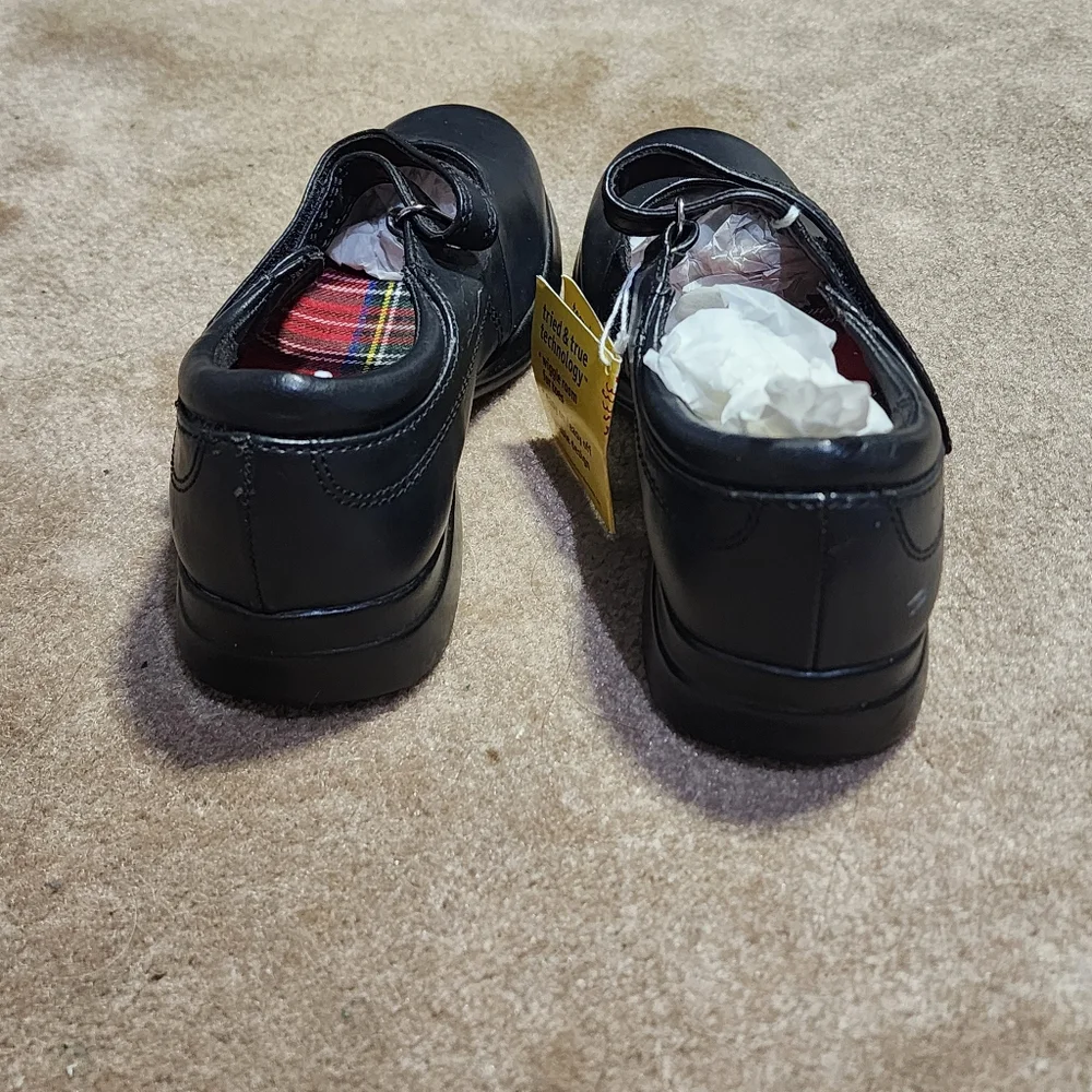 Payless Smart Fit Mary Jane Black Kids Shoes Sz 2
